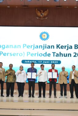 Serikat Pekerja dan Dirut PLN Sepakati PKB 2025-2027, Kawal RUPTL dan Transisi ke BPI Danantara