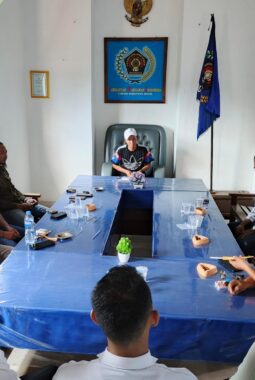 Sambangi Kantor PWI Mesuji, KPU Ajak Edukasi Pemilih Pemula
