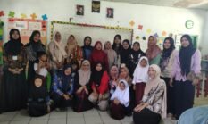 Jelang Perayaan HUT RI, Guru Bersama Paguyuban Kelas Hias Ruang Belajar