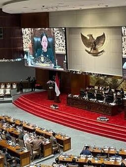 DPR Sahkan Undang Undang Haji, Kementerian Haji Dan Umroh Resmi Terbentuk 