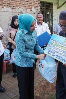 Pemprov Lampung Salurkan Santunan Kematian untuk Keluarga Korban Bencana