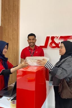 J&T Express Resmikan Drop Point Signature di Lampung