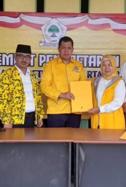 Jelang Musda IV, Golkar Mesuji Buka Penjaringan Calon Ketua, Ini Sosok Pendaftar Pertama