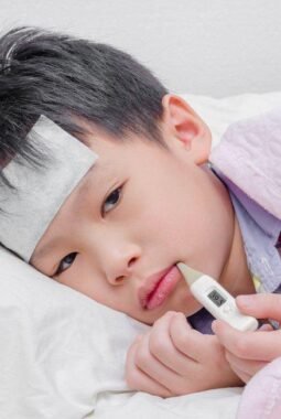 Anak Panas Tiba-Tiba? Lakukan Hal Ini Mom