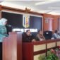 Bupati Way Kanan Ayu Asalasiyah S, Ked, Memberikan arahan saat memimpin Rapat Evaluasi Mall Pelayanan Publik ( MPP) [Ro]