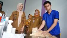  Jihan Nurlela memastikan Rumah Sakit Hewan Provinsi Lampung akan mulai beroperasi secara penuh dalam dua pekan ke depan setelah seluruh proses administrasi dan persyaratan operasional rampung. [De]