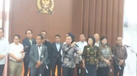 Pimpinan DPR bersama jajaran pemerintah mengadakan rapat koordinasi untuk membahas kondisi ekonomi nasional serta upaya menjaga stabilitas fiskal dan moneter di tengah dinamika ekonomi global.[De]