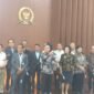 Pimpinan DPR bersama jajaran pemerintah mengadakan rapat koordinasi untuk membahas kondisi ekonomi nasional serta upaya menjaga stabilitas fiskal dan moneter di tengah dinamika ekonomi global.[De]