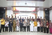 Menjelang peringatan Hari Bhayangkara Ke 80 Tahun 2026 Jajaran Polres Mesuji menggelar Doa bersama lintas agama dengan FKUB kabupaten Mesuji, stakeholder terkait dan Masyarakat dengan tema "80 Tahun mengabdi, Polri untuk Masyarakat" bertengkar di Aula Endra Dharma Laksana, selasa (30/06/26).[Na]