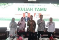 Fakultas Sains dan Teknologi (FST) Universitas Islam Negeri (UIN) Raden Intan Lampung (RIL) menggelar kuliah tamu mata kuliah bertajuk Immune Defense: Memahami Sistem Imun dan Malaria di Era Biomedis Modern di Ruang Teater lantai 2 Gedung Academic & Research Center UIN, Selasa (19/05/2026).[De]