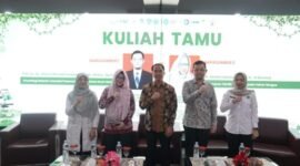 Fakultas Sains dan Teknologi (FST) Universitas Islam Negeri (UIN) Raden Intan Lampung (RIL) menggelar kuliah tamu mata kuliah bertajuk Immune Defense: Memahami Sistem Imun dan Malaria di Era Biomedis Modern di Ruang Teater lantai 2 Gedung Academic & Research Center UIN, Selasa (19/05/2026).[De]