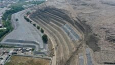 Kawasan Tempat Pengolahan Sampah Terpadu (TPST) Bantargebang telah menerapkan sistem controlled landfill di Bekasi, Provinsi Jawa Barat [xin] 