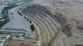 Kawasan Tempat Pengolahan Sampah Terpadu (TPST) Bantargebang telah menerapkan sistem controlled landfill di Bekasi, Provinsi Jawa Barat [xin] 