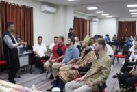 Fakultas Sains dan Teknologi (FST) Universitas Islam Negeri (UIN) Raden Intan Lampung (RIL) bekerja sama dengan Connect Lampung menggelar kegiatan Cultural Exchange: Introducing Lampung Culture to the World, Selasa (19/05/2026).[De]