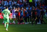 FIFA dan Bola Argentina Pasca Bentrok Lawan Spanyol. Pertandingan berakhir 1-0 untuk Spanyol dan mengantar Spanyol sebagai Juara Dunia [Xin]