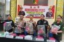 Team Tekab 308, Polres Mesuji, Polda Lampung, bergerak cepat memburu para pelaku pembunuhan satwa dilindungi Tapir yang videonya viral di jagat maya, Kabupaten Mesuji.[Nya]