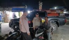Personel Polsek Simpang Pematang, Polres Mesuji, melaksanakan kegiatan Patroli Keamanan dan Ketertiban Umum serta Kegiatan Rutin Yang Ditingkatkan (KRYD) secara terpadu di seputaran wilayah hukumnya, tepatnya di Desa Simpang Pematang, Desa Budi Aji, dan Desa Mukti Karya, minggu (05/07/26) malam.