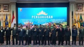 Ketua Jaringan Media Siber Indonesia (JMSI) Provinsi Lampung, Ahmad Novriwan, menghadiri kegiatan Pelantikan dan Pengukuhan Pengurus Forum Pembauran Kebangsaan (FPK), Forum Kerukunan Umat Beragama (FKUB), dan Forum Kewaspadaan Dini Masyarakat (FKDM) Provinsi Lampung yang digelar di Balai Keratun Lantai III, Komplek Kantor Gubernur Lampung, Selasa (7/7/2026).[De]
