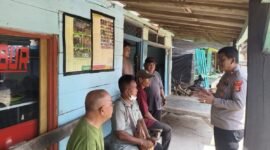 Pasca terjadinya pembunuhan satwa atau binatang yang dilindungi, Jajaran Sat Binmas Polres Mesuji melaksanakan Sambang, Tatap Muka dan Penyuluhan (Binluh) kepada masyarakat yang berada di Simpang D, Kawasan Register 45, Kecamatan Mesuji Timur, Kabupaten Mesuji.[Nya]