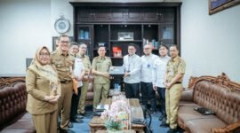 Pemerintah Provinsi (Pemprov) Lampung terus memperkuat sinergi dengan PT ASDP Indonesia Ferry (Persero) dalam mengoptimalkan kawasan Bakauheni Harbour City (BHC) sebagai pusat pertumbuhan pariwisata dan ekonomi di Provinsi Lampung.[De]