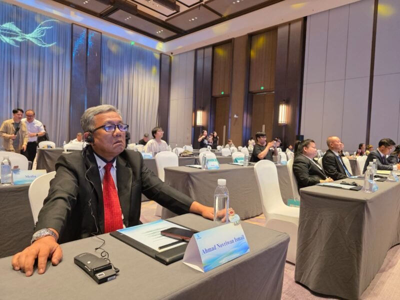 Tokoh pers senior Lampung, Ahmad Novriwan, tampil sebagai delegasi Indonesia dalam forum internasional yang diselenggarakan All China Journalists Association (ACJA) di Kunming, Tiongkok.[De]