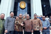 Ketua MPR RI Ahmad Muzani menegaskan bahwa menjaga independensi kekuasaan kehakiman merupakan syarat utama untuk memperkuat Indonesia sebagai negara hukum. Penegasan itu disampaikan Muzani, usai pertemuan pimpinan MPR dengan pimpinan Mahkamah Agung (MA) dalam agenda silaturahmi kebangsaan menjelang Sidang Tahunan MPR 2026.[]