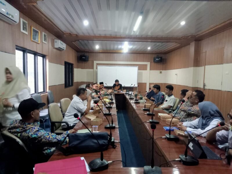 Seorang warga Dusun Sri Pendowo Desa Candimas Kecamatan Abung Selatan mengaku lahan yang sejak lama berdiri sebuah gubuk sederhana milik keluarganya diklaim masuk aset milik Balai Besar Wilayah Sekampung (BBWS) Lampung.[Ra]