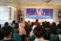 Himpunan Mahasiswa Jurusan (HMJ) Hukum Tata Negara (HTN) Fakultas Syariah Universitas Islam Negeri (UIN) Raden Intan Lampung (RIL) menggelar Seminar Hukum Nasional bertema Quo Vadis Hukum Indonesia: Menyoal Integritas Proses Pembentukan Undang-Undang: Evaluasi Sistem Pemilu, Antara Pragmatisme Politik, Efisiensi Anggaran, dan Efektivitas Tata Kelola Pemerintahan Daerah di Gedung Serba Guna (GSG) Fakultas Syariah, Rabu (13/05/2026).[De]