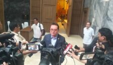 Wakil Ketua Komisi V DPR RI, Syaiful Huda, mendesak pemerintah bersama DPR segera menyusun payung hukum permanen menyusul kebijakan pembatasan komisi aplikator ojek online (ojol) menjadi maksimal 8 persen.[HS]