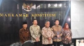 Ketua MPR RI H. Ahmad Muzani bersama para Wakil Ketua MPR RI, Rusdi Kirana, S.E., Dr. H.M. Hidayat Nur Wahid, M.A., dan Dr. H. Edhie Baskoro Yudhoyono, B.Com., menggelar Silaturahmi Kebangsaan dengan Pimpinan Mahkamah Konstitusi Republik Indonesia di Gedung Mahkamah Konstitusi, Jakarta, Rabu (8/7/2026).[De]