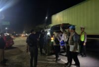 Jajaran Kepolisian Resor (Polres) Mesuji melaksanakan Apel Siaga Kompi I dalam rangka pengamanan dan pemeliharaan keamanan dan ketertiban masyarakat (Kamtibmas) selama masa libur, bertempat Pos Lantas Simpang Pematang, sabtu (11/07/26) malam.[Na]
