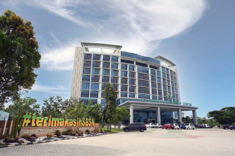 Universitas Islam Negeri (UIN) Raden Intan Lampung (RIL) resmi memperoleh izin penyelenggaraan Program Studi (Prodi) Hukum Pidana Islam (Jinayah) jenjang Sarjana.[De]