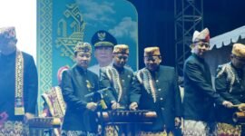 Pemerintah Provinsi Lampung mengapresiasi konsistensi Pemerintah Kota Bandar Lampung dalam menyelenggarakan Bandar Lampung Expo sebagai motor penggerak ekonomi kerakyatan sekaligus etalase promosi potensi daerah.[De]