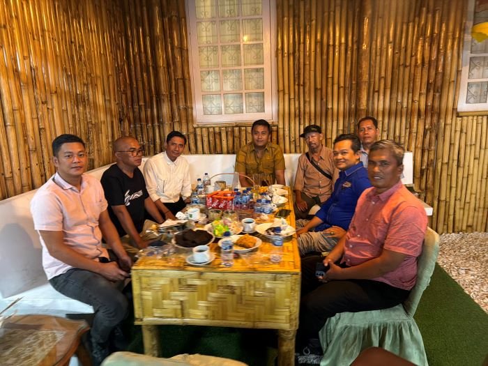 Aguswanto (Kedua dari Kanan) Pimpin JMSI SUmbar