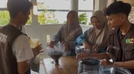 Akuaponik Galon Bekas untuk budidaya Lele dan Kangkung [DE]