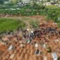 Foto dari udara yang diabadikan menggunakan drone pada 23 Juni 2026 ini menunjukkan sebuah area pemakaman di dekat Bunia, Provinsi Ituri, Republik Demokratik Kongo. (Xin)