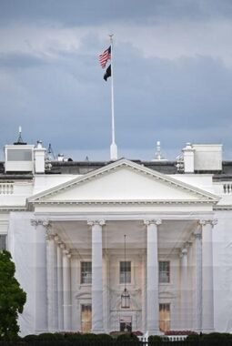 Ben Moss Gantikan Scharf Jadi Asisten Trump