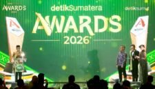 Gubuernur Mirza Sandang Predika Terpuji [PL]
