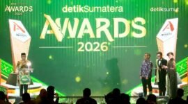 Gubuernur Mirza Sandang Predika Terpuji [PL]