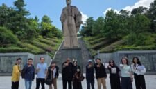 Rombongan Jaringan Media Siber Indonesia (JMSI) yang sempat berkunjung medio Juli 2026 bersama Ketua Umum Dr Teguh Santosa Dibawah Prasati Chen Ho di Kunming