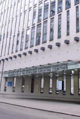 OPEC Turunkan Perkiraan Permintaan Minyak 2026