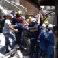 Korban Gempa Kolombia dan Tim Penyelamat [xin]