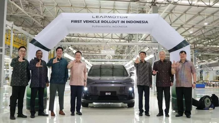 Leapmotor memulai produksi lokal dua mobil listriknya di Indonesia di fasilitas perakitan yang berlokasi di Purwakarta, Provinsi Jawa Barat.[Indo]