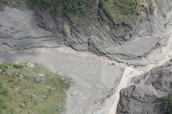 Foto dari udara yang diabadikan menggunakan drone pada 29 Agustus 2026 ini menunjukkan area-area utama yang terdampak tanah longsor di Pelabuhan Gyirong di wilayah Gyirong, Daerah Otonom Xizang, Tiongkok barat daya. (Xinhua)