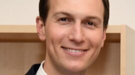 Mantu Donald Trump Jared Kushner, adalah investor dan pengembang properti, penerbit, dan penasihat senior Presiden Amerika Serikat Donald Trump. [Xin]
