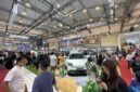 Para pengunjung mengamati mobil Chery Q dalam pameran GIIAS 2026 yang digelar di Tangerang, Provinsi Banten, pada 30 Juli hingga 9 Agustus 2026.[cherry]