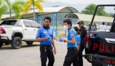
Petugas tanggap darurat terlihat setelah insiden penembakan di sebuah sekolah di Kota Zamboanga, Filipina, pada 18 Agustus 2026. (Xin)