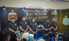 Launching Jersey, Gubernur Mirza Pasang Target 3 Besar