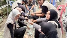 Mahasiswa KKN UIN Raden Intan Dampingi UMKM Telor Bu Uum Liwat Penjualan Digital [lin]