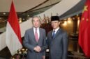 Menteri Luar Negeri China Wang Yi, yang juga merupakan anggota Biro Politik Komite Sentral Partai Komunis China, bersama-sama memimpin Konferensi Pertama Mekanisme Dialog Strategis Komprehensif China-Indonesia dengan Menteri Luar Negeri Republik Indonesia Sugiono di Jakarta pada 21 Agustus 2026. (Xinhua)